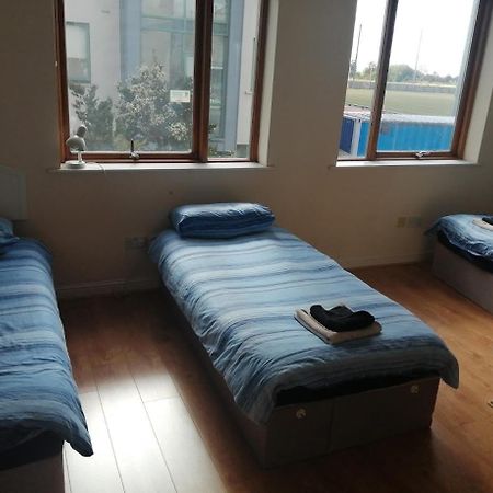 2 Bedroom, 2 Bathroom Apartment Dublin Bagian luar foto