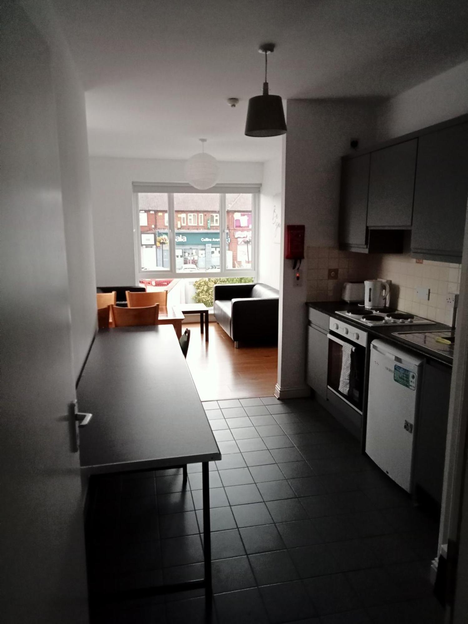2 Bedroom, 2 Bathroom Apartment Dublin Bagian luar foto